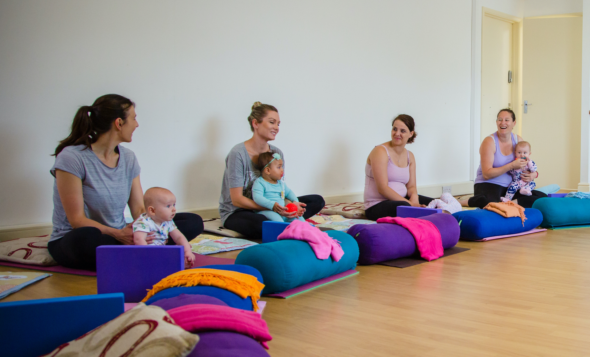 Baby Yoga | Baby and Parent Yoga Classes | Calmababy